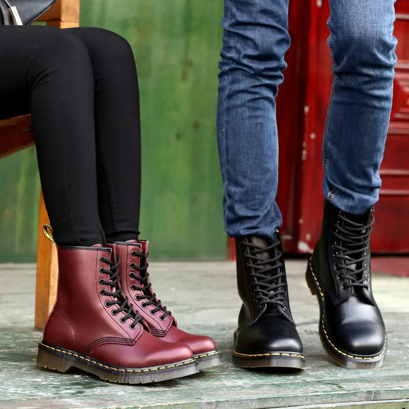 Dr.Martins Sturdy Leather Boots Unisex Collection